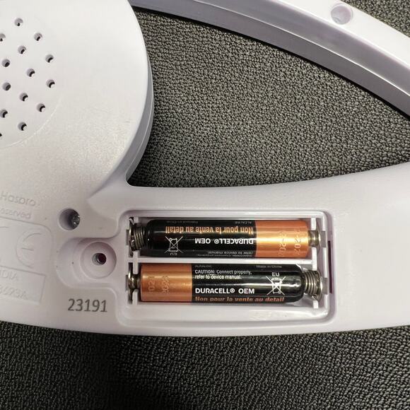 Hasbro BOP IT Game Toy Electronic Handheld PARTY E6393 BopIt 2018 - Picture 6 of 6